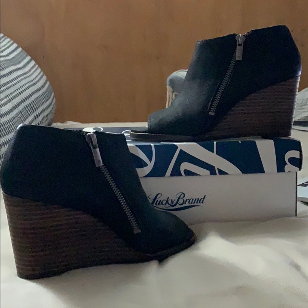 Lucky Brand Jaspah Black Open Toe Booties